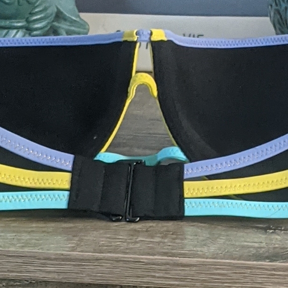 Victoria secret  bandeau bikini top - Picture 2 of 4